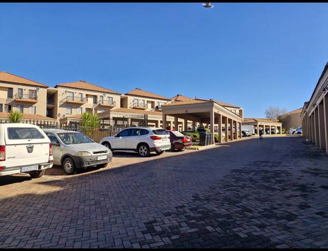 2 BEDROOM TOWNHOUSE FOR SALE IN NORKEM PARK